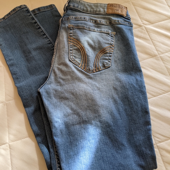 Hollister Denim - Hollister  Jeans